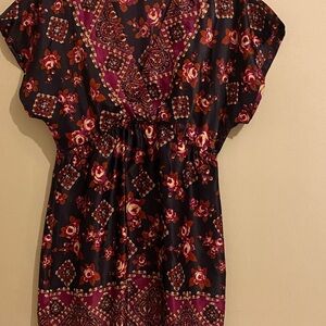 New York Collection Women’s M Babydoll Shiny Textured Floral V-Neck Cap Sleeve